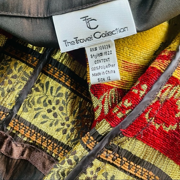 The Travel Collection Embroidery Flowers Jacket - Picture 5 of 9